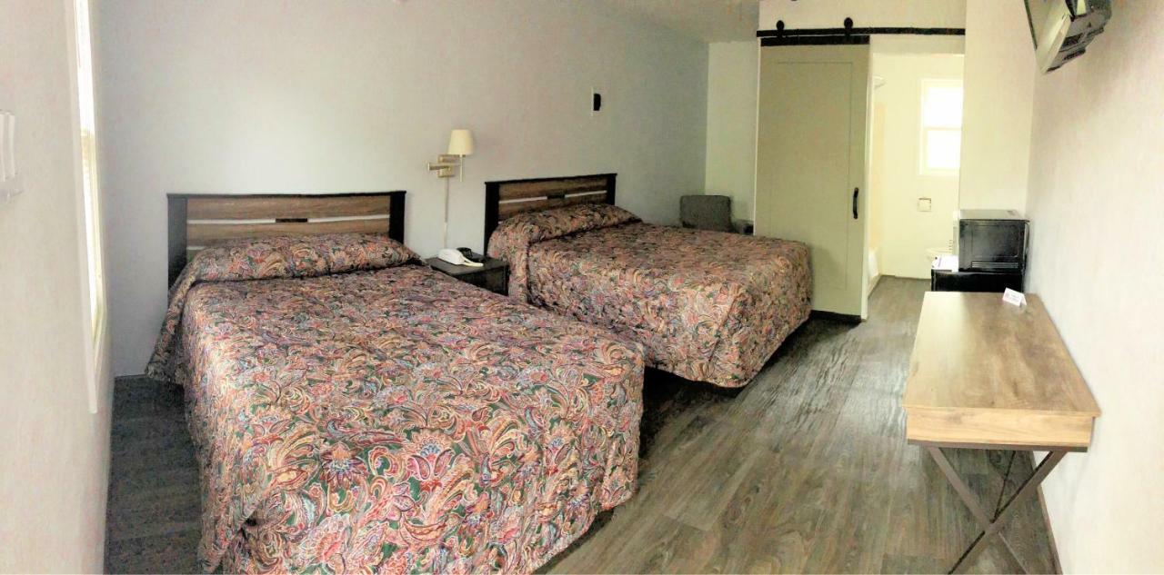 Sunset Motel Waterloo Dış mekan fotoğraf